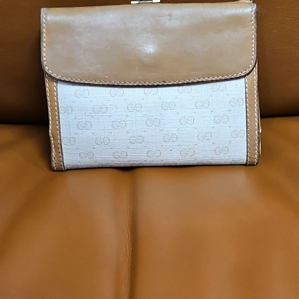 VINTAGE GUCCI 1970s PORTER GOLD GG INTERLOCKING PVC LEATHER WALLET ITALY BROWN - Picture 3 of 12